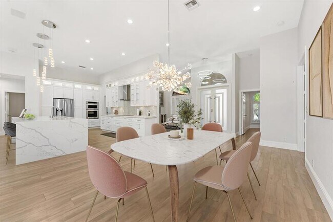 Foto del edificio - 6689 NW 70th Pl
