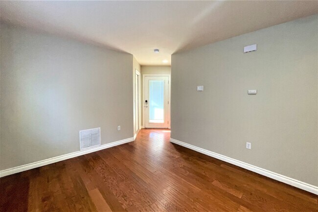 Foto del edificio - 12227 47th Ave S