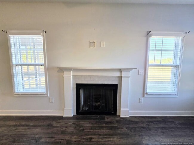 Foto del edificio - 7850 Rufus Johnson Rd