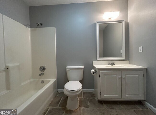 Building Photo - 8 Westhaven Dr NW