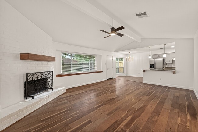 Building Photo - 5347 Lincoln Green Dr