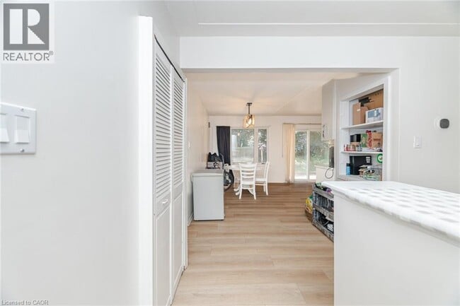 Building Photo - 214 Forest Hill Dr