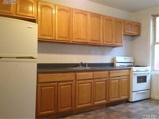 Foto principal - 79-46-79-69 69th Ave