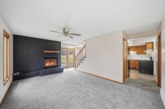 Building Photo - 5500 S 31st St