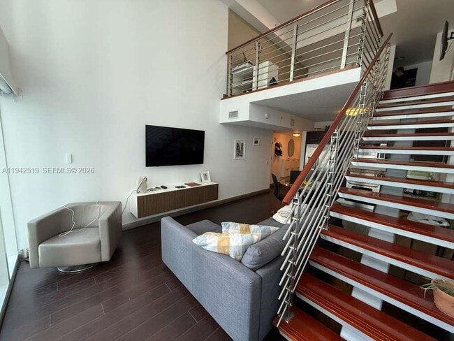 Building Photo - 41 SE 5th St