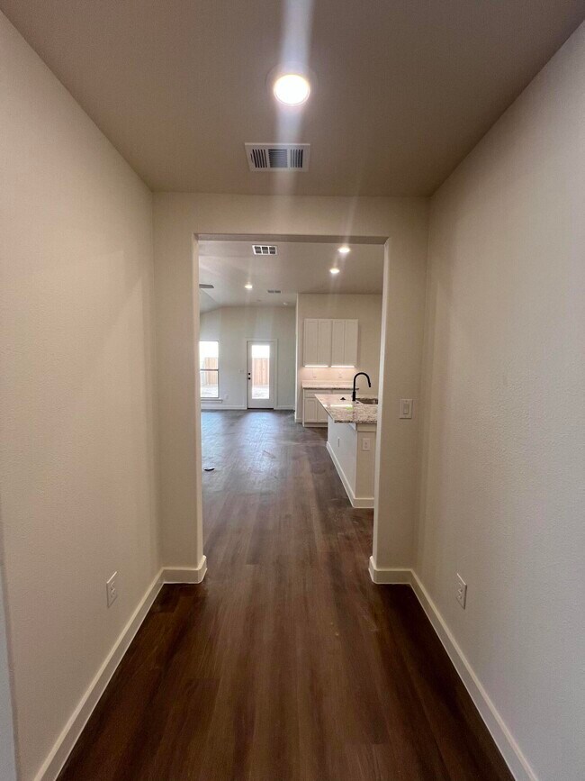 Foto del edificio - 3105 140th St