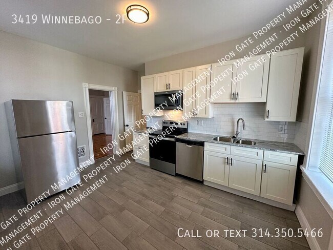 Foto del edificio - 3419 Winnebago-2F
