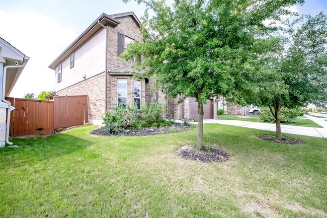 Building Photo - 2723 Enza Ct