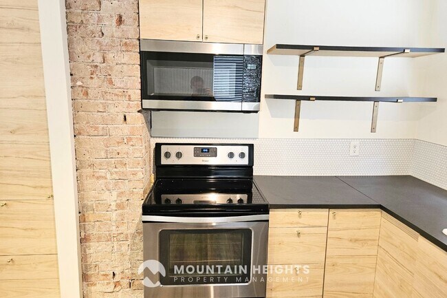 Photo - 1074 East Kensington Avenue Townhome