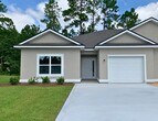 Foto principal - 3/2 with Landscaping included !!!