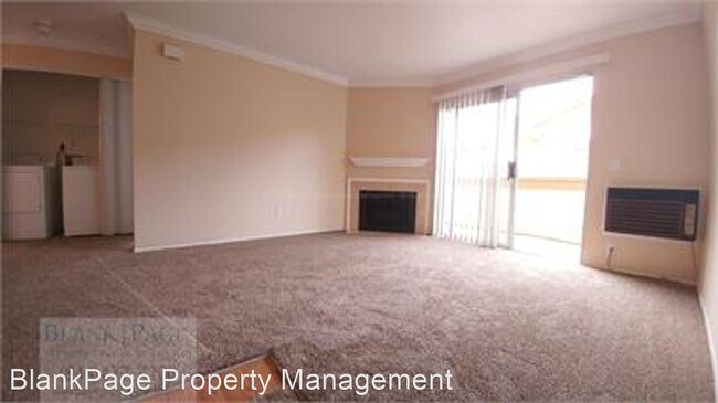 Foto del edificio - 210 Woodland Pkwy