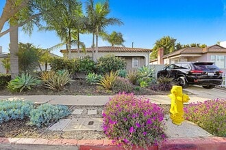 Building Photo - 3541 Wesley St