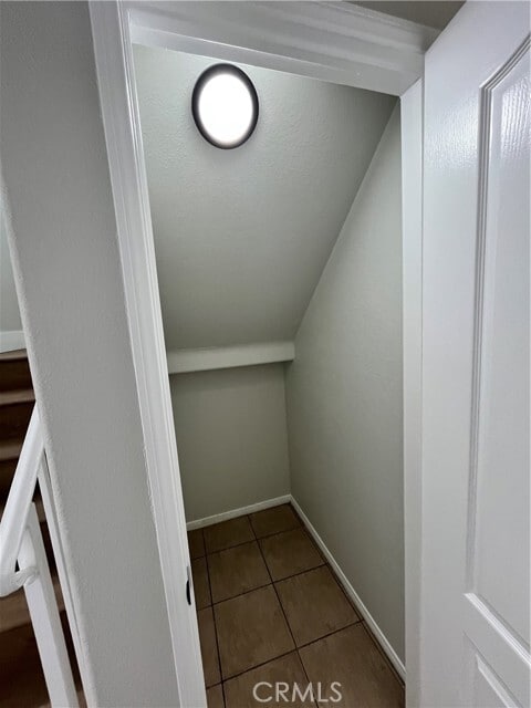 Building Photo - 1004 S Riverside Ave