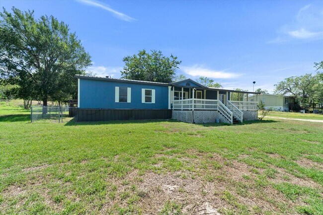 Building Photo - 1005 Monte Vista Dr