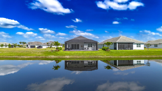 Building Photo - 12417 SW Sunrise Lk Ter