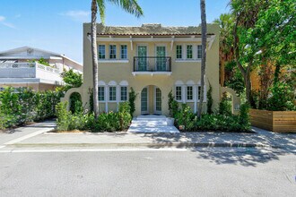 Building Photo - 212 Oleander Ave