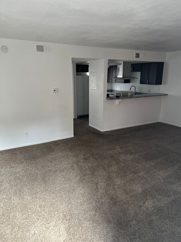 Primary Photo - 3 Bedroom 2.5 Bath Bruce & Stewart