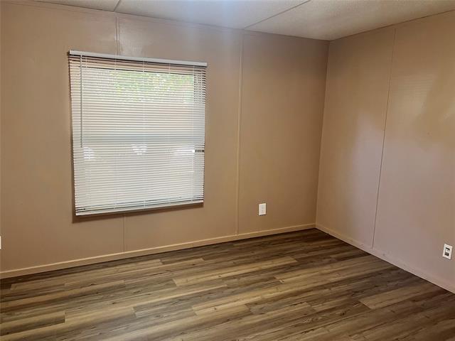 Foto del edificio - 4528 Wildwood Cir