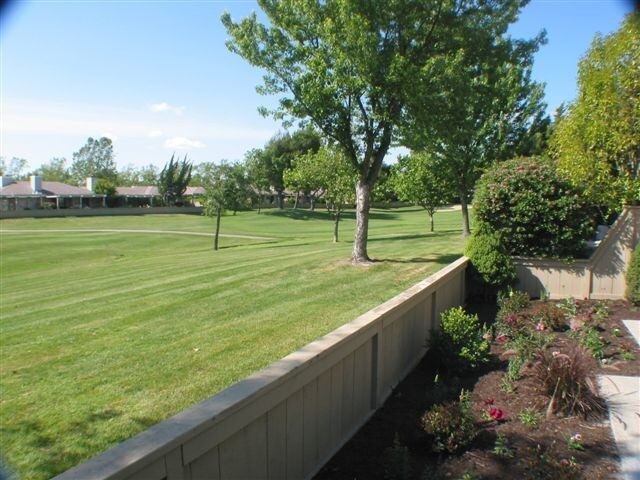 Foto del edificio - 1917 Rancho Verde Cir W