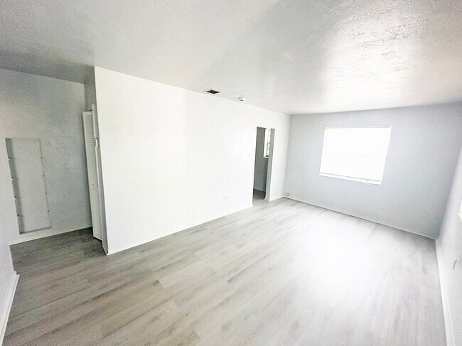 Foto del edificio - 12720 NW 18th Ct