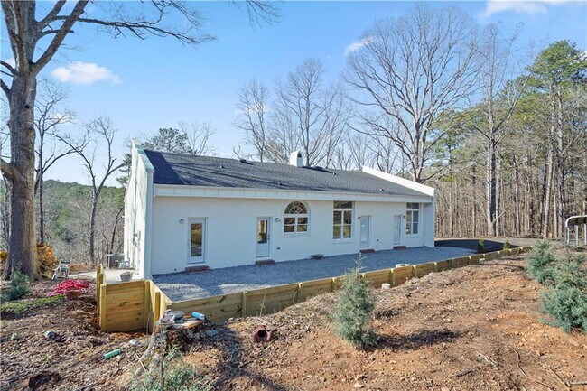 Building Photo - 1291 Crumbley Rd