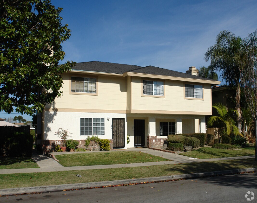 Building Photo - 4091-4093 Howard Ave