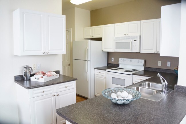 Building Photo - Stone Canyon Apartments
