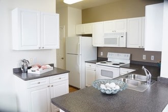 Building Photo - Stone Canyon Apartments