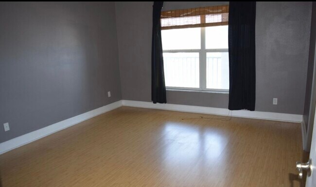 Foto del edificio - 171 Portside Ave