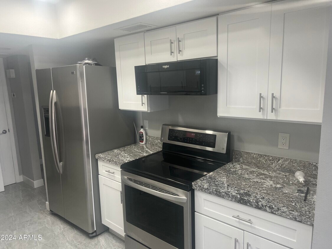 Foto principal - 5264 S Monaco Dr