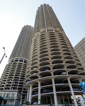 Building Photo - 300 N State St