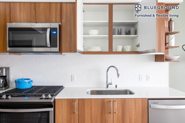 Building Photo - 1146 Harrison St