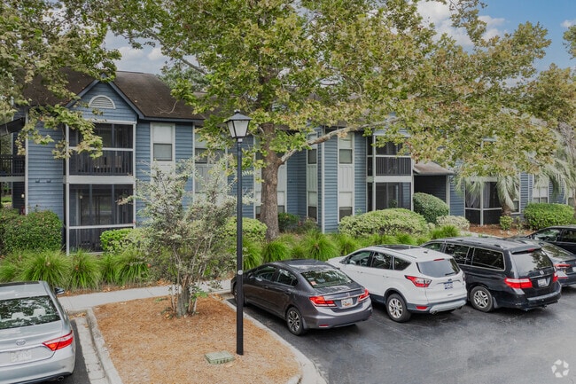 Edificio - MAA Runaway Bay