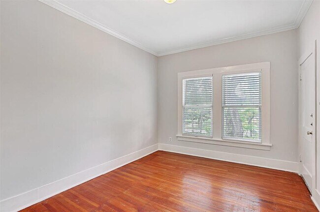 Foto del edificio - 1517 Bonnie Brae St
