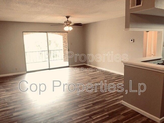 Building Photo - 1819 Babcock Rd