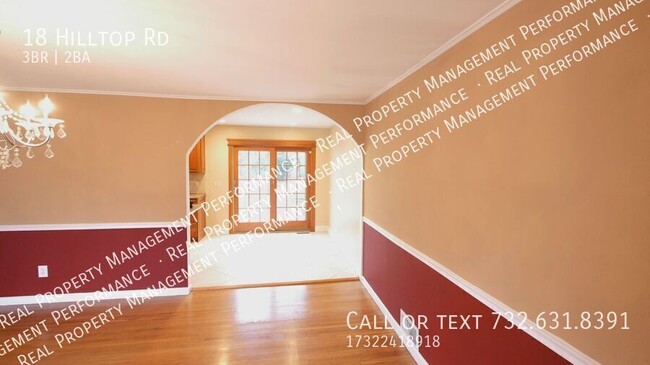 Foto del edificio - Beautiful Split Level with 3 BR, 2 BA home...