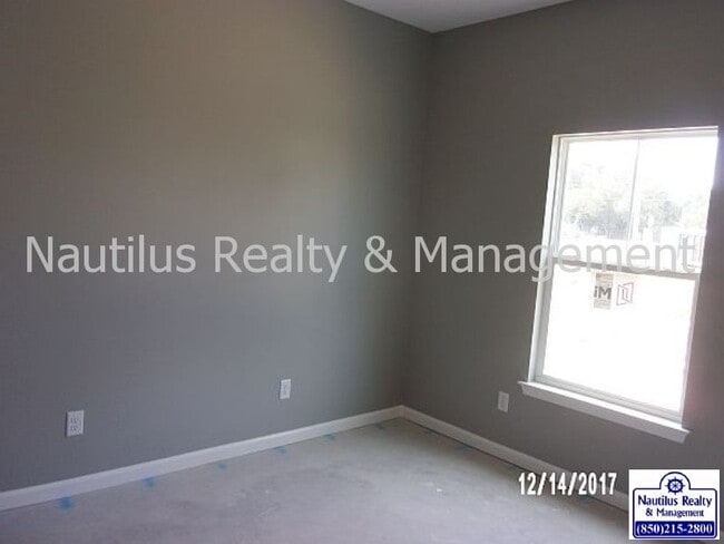 Building Photo - 303 Gabrielle Ln