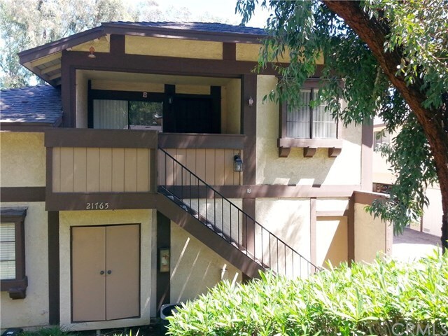 Primary Photo - 21765 Laurelrim Dr