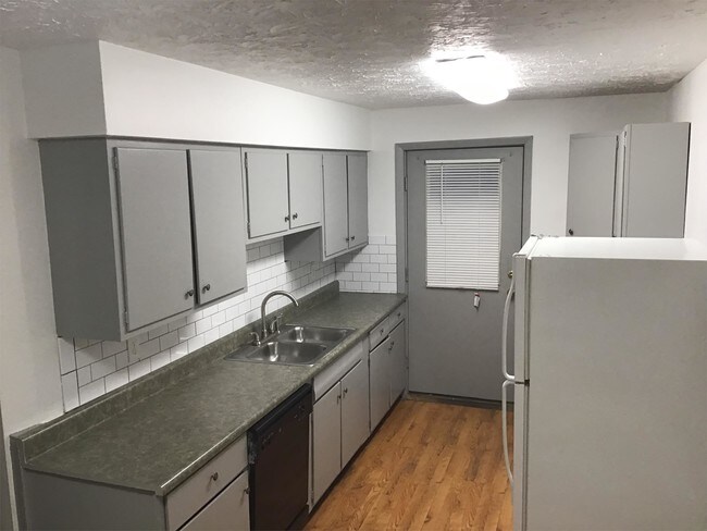 Foto del edificio - 207 Harrison Ave