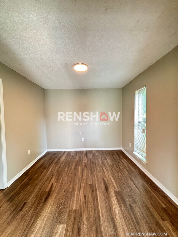 Foto del edificio - 3681 Kerwin Dr