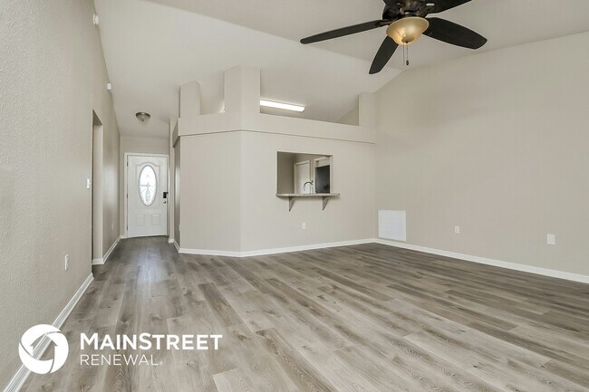 Foto del edificio - 4584 Great Blue Heron Dr