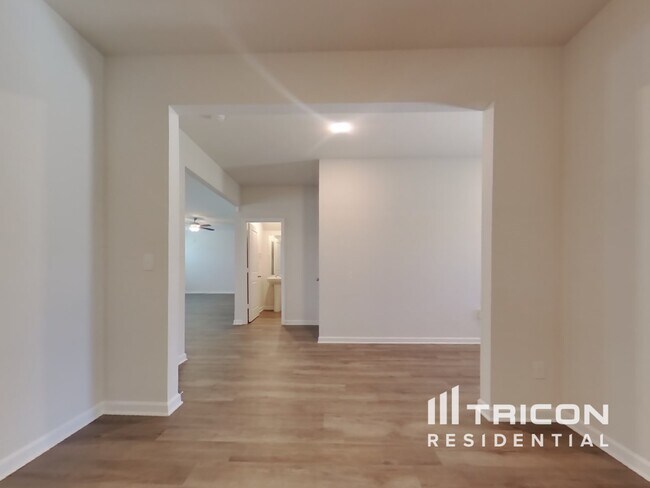 Foto del edificio - 1246 Fendt Dr