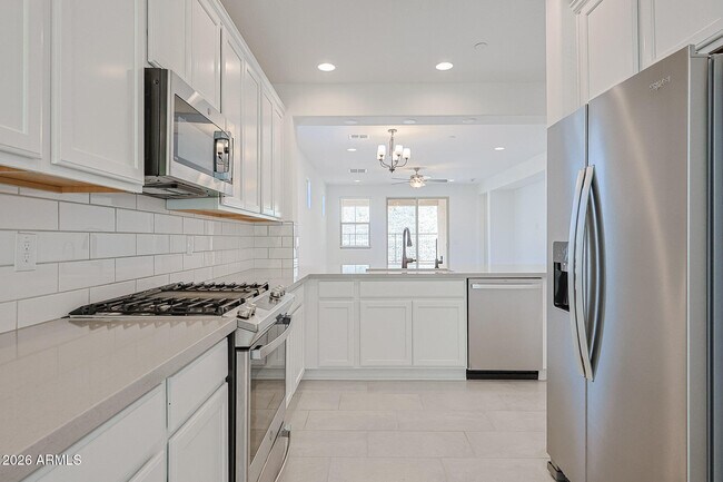 Foto del edificio - 31958 N 123rd Ln