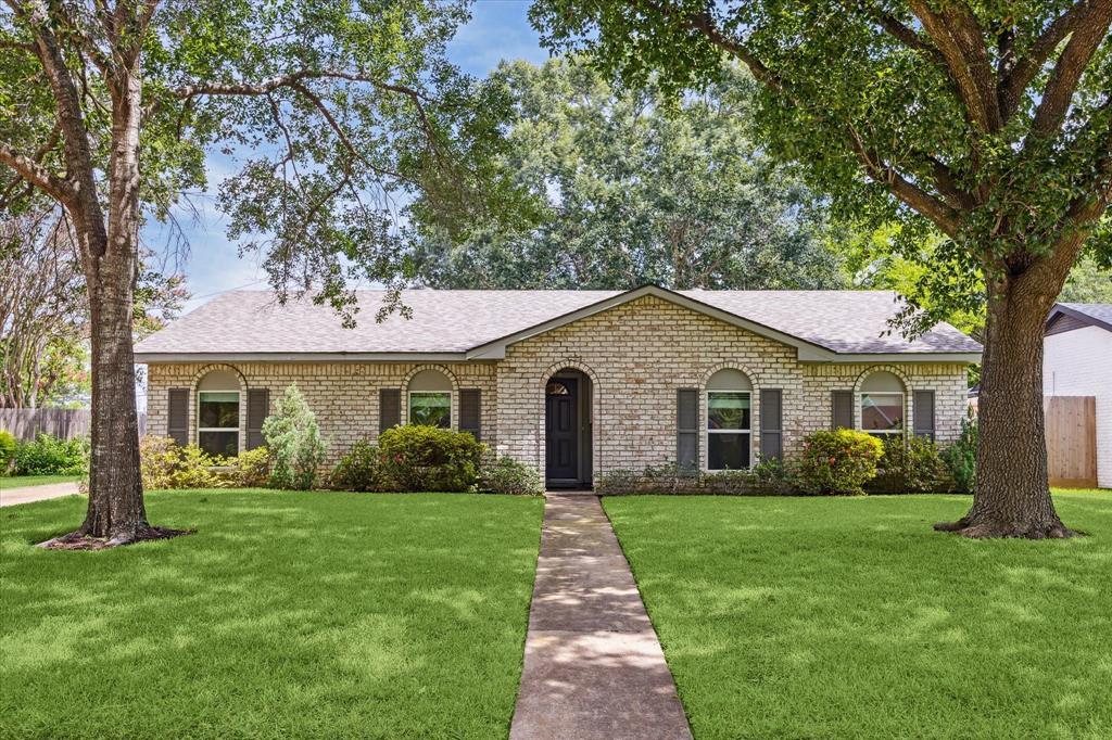 Foto principal - 14130 Britoak Ln