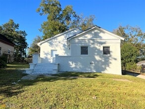 Building Photo - 500 N Liberty St