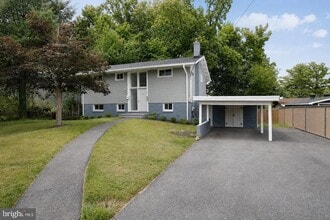 Building Photo - 13802 Marianna Dr