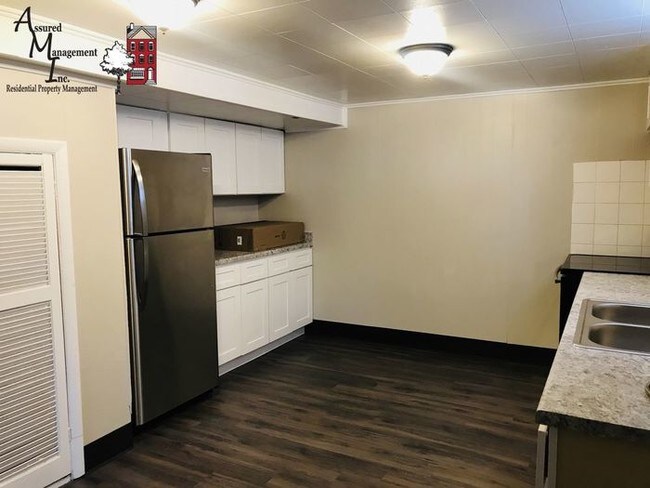 Building Photo - 4589 Zenobia St