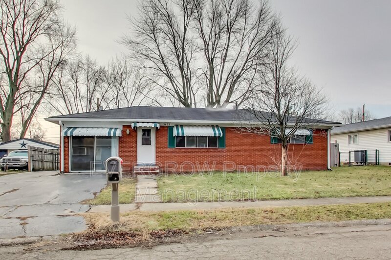 Primary Photo - 5455 Rinehart Ave