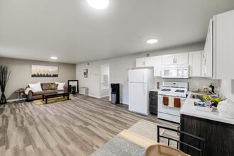Building Photo - Stardust Apartments