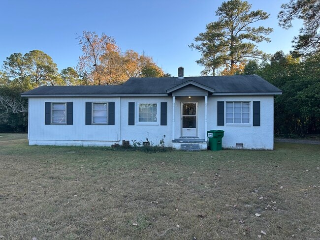 Building Photo - 402 W 22nd Street